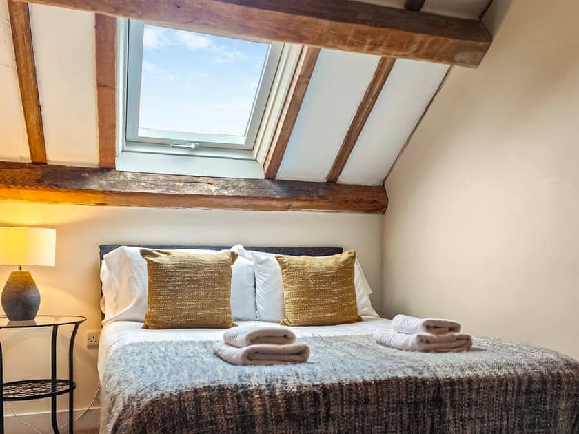 Double bedroom | Valley View Barn - Bradbourne, Bradbourne, near Ashbourne