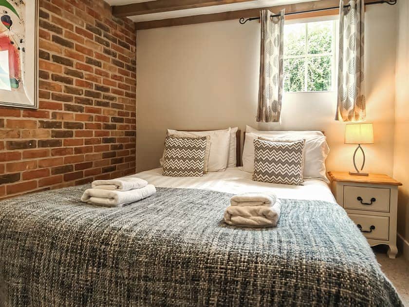 Double bedroom | Valley View Barn - Bradbourne, Bradbourne, near Ashbourne