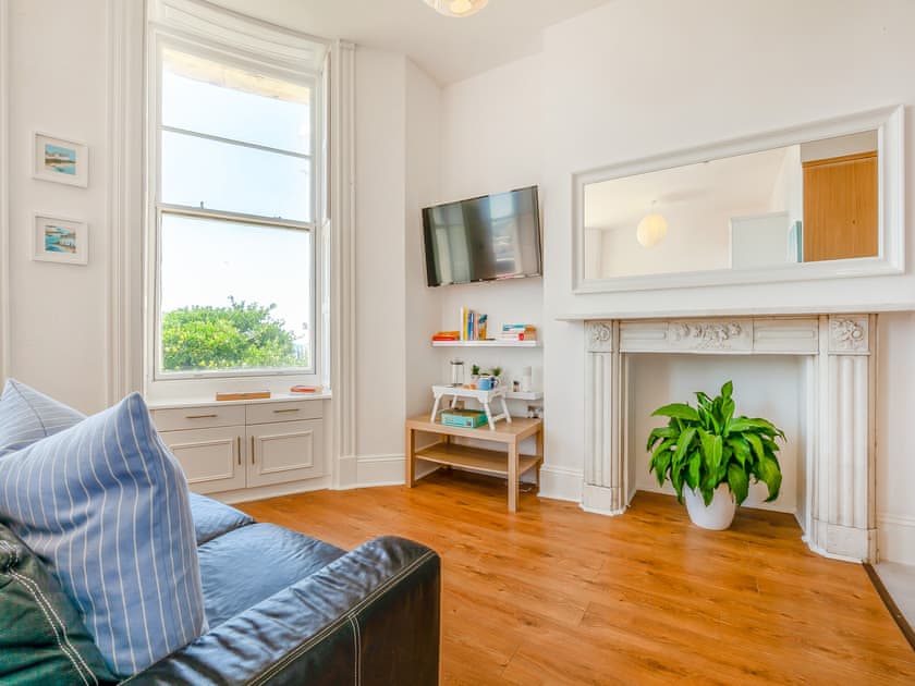 Open plan living space | The Beach Studio, Brighton