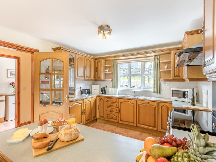 Kitchen/diner | Cysgod Y Capel, Cerrigydrudion