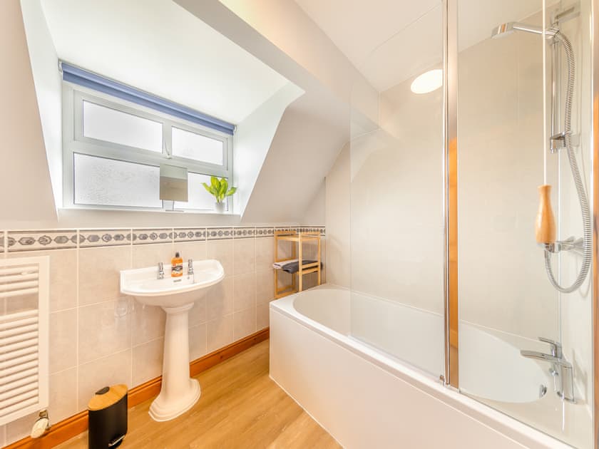 Bathroom | Cysgod Y Capel, Cerrigydrudion