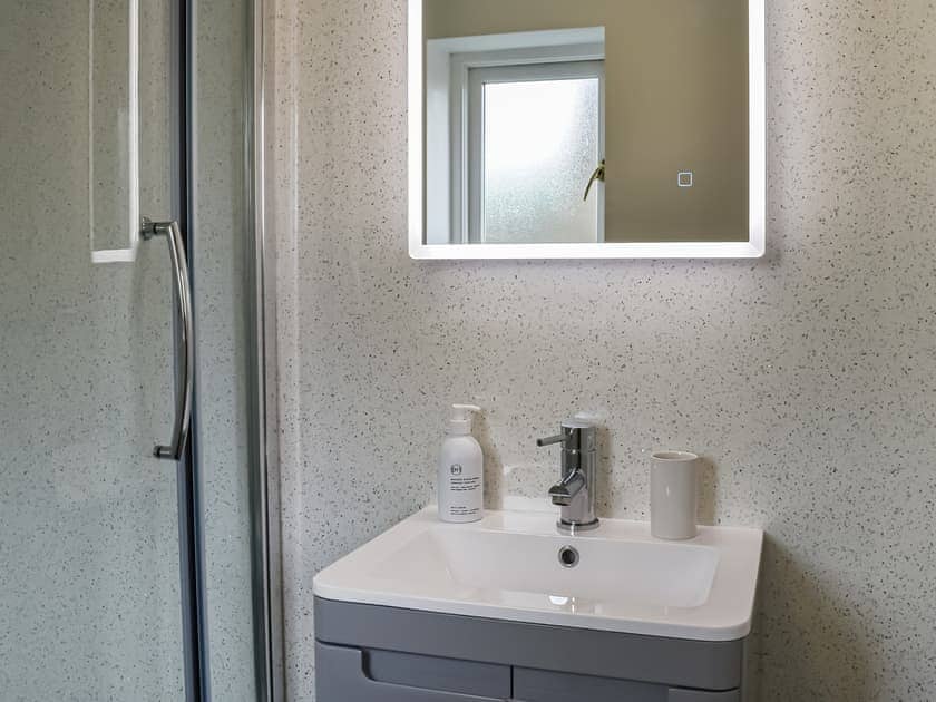 Shower room | Ivy Cottage, Dent, near Sedbergh