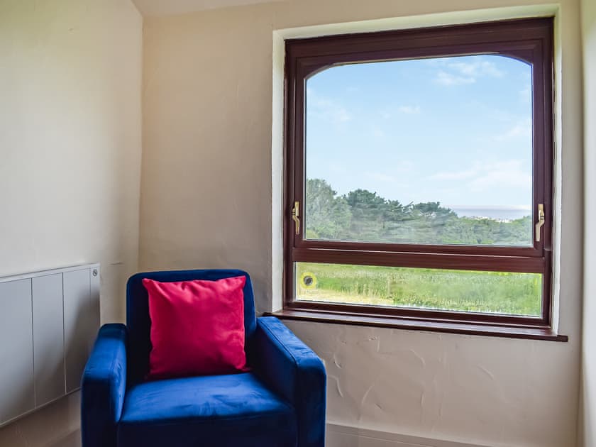 Snug | Sandymouth Cottage, Widemouth Bay, near Bude