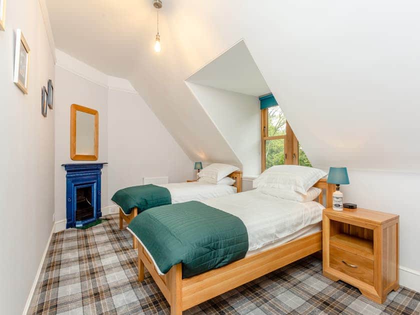 Twin bedroom | Gardeners Cottage, Huntly