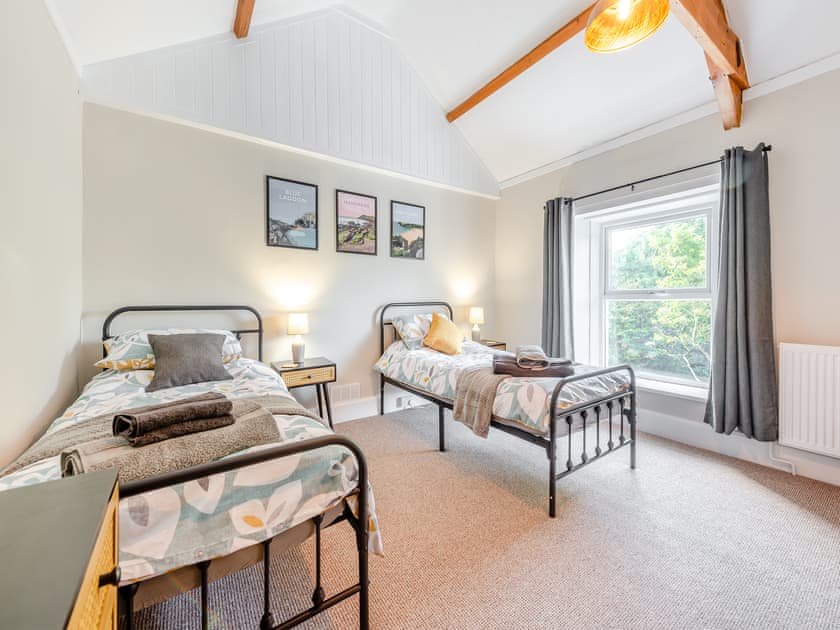 Twin bedroom | Mill Keeper’s Cottage, St. Clears