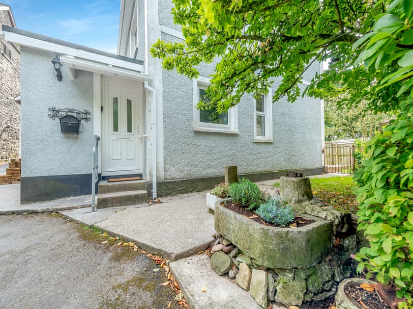 Exterior | Mill Keeper’s Cottage, St. Clears