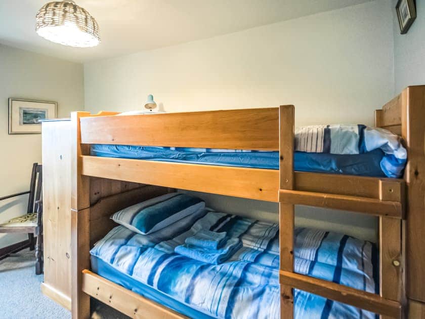 Bunk bedroom | Mhairi’s Cottage - Mains Cottages, Carradale, near Campbeltown