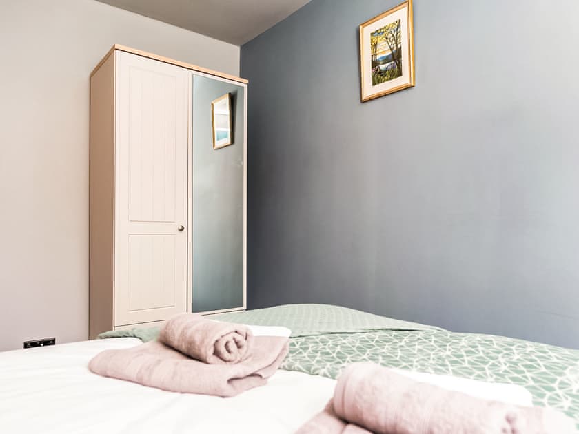 Double bedroom | Plum Tree House, Sheffield