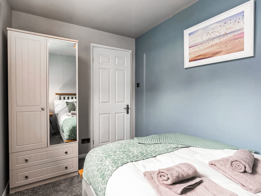Double bedroom | Plum Tree House, Sheffield