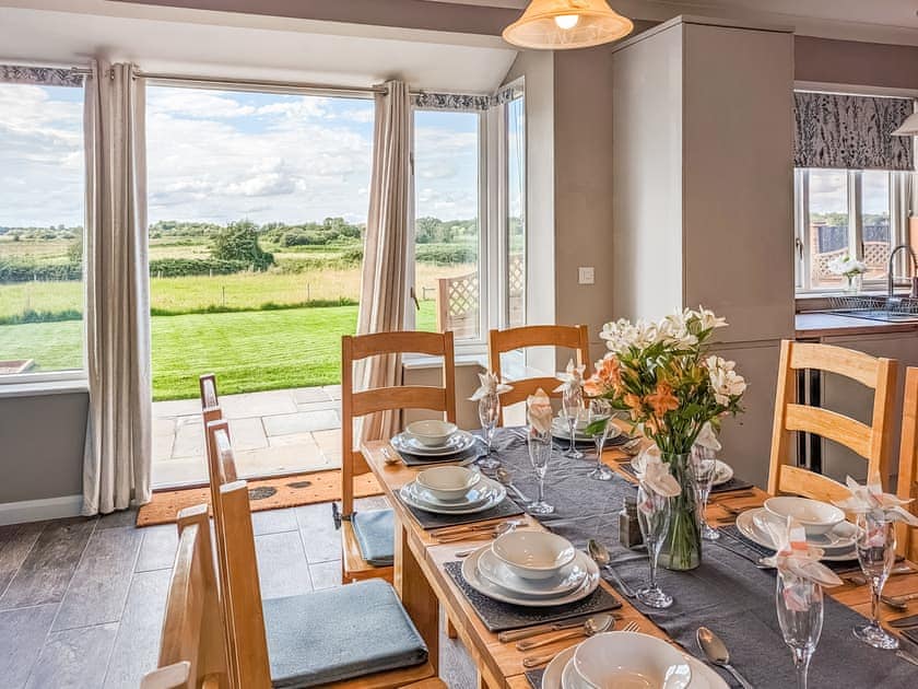 Dining Area | Hogbert’s Hideaway, Carlton Colville, near Lowestoft