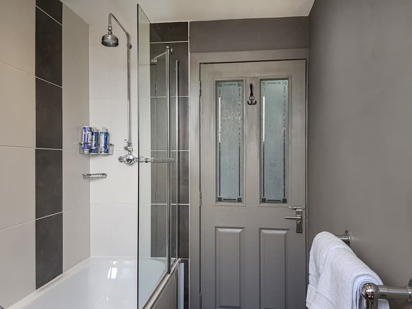 Bathroom | Thalassa, Musselburgh, near Edinburgh