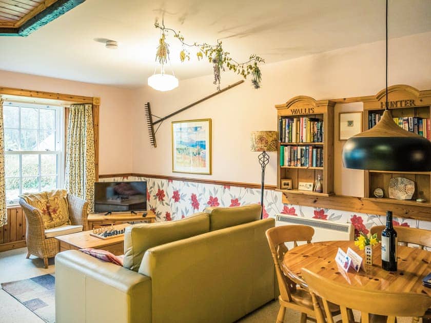 Open plan living space | Colin’s Cottage - Mains Cottages, Carradale, near Campbeltown