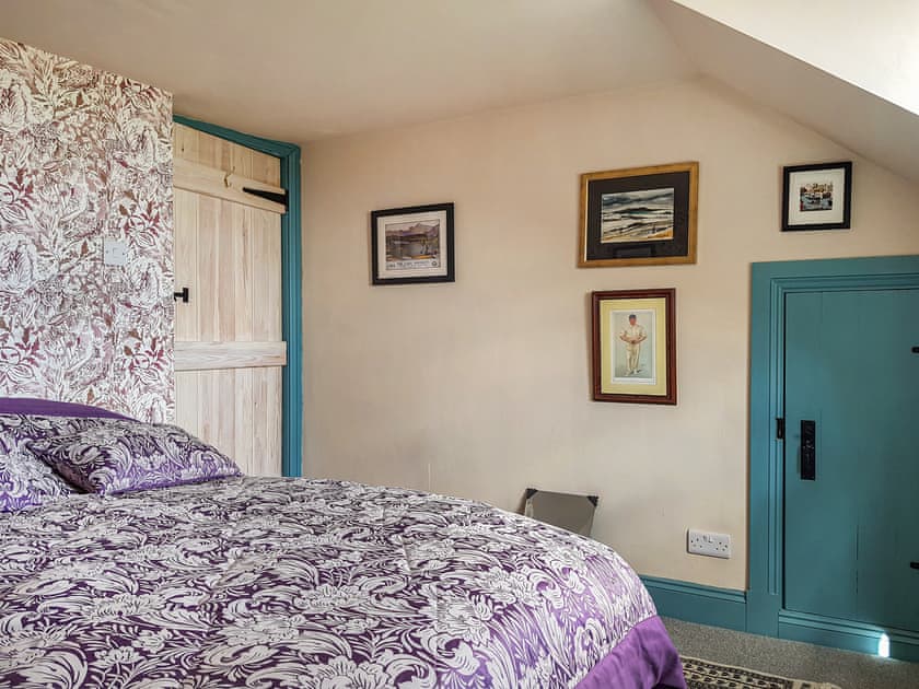 Double bedroom | Maines Farm Cottage, Chirnside, near Duns