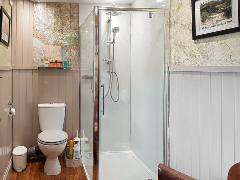 Bathroom | Maines Farm Cottage, Chirnside, near Duns