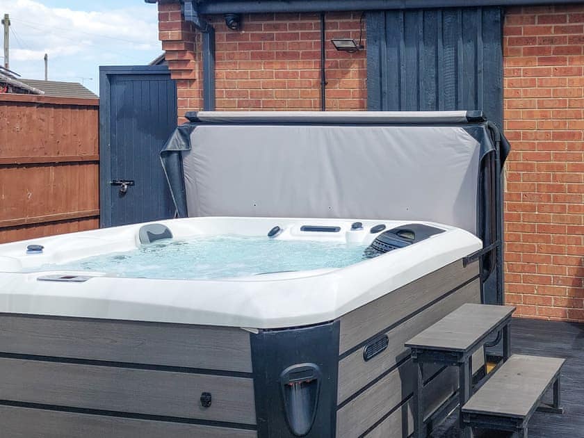 Hot tub | The Hideaway, Chapel St. Leonards, near Skegness