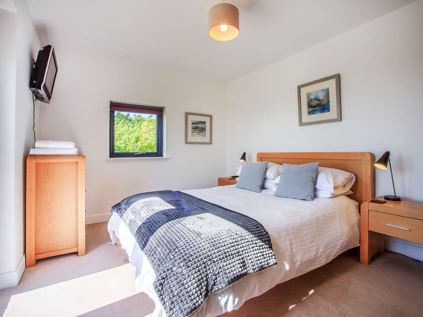 Cosy double bedroom | Stac Polly Lodge, Achiltibuie near Ullapool