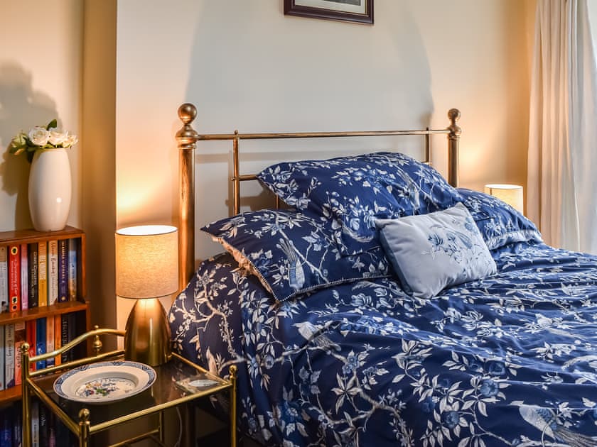 Double bedroom | Ty Tarth, Talysarn, near Caernarfon