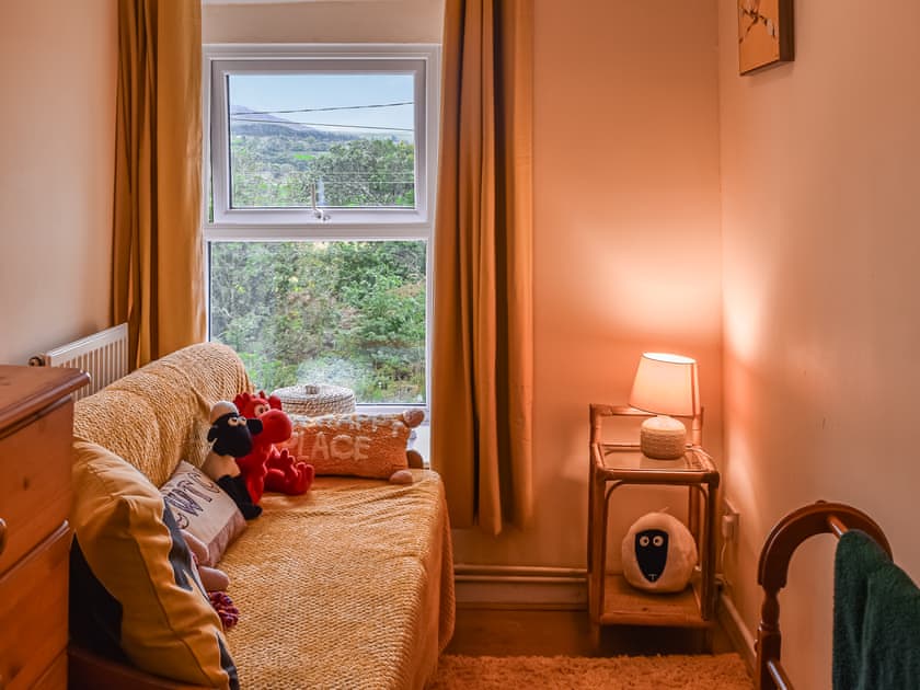 Sitting room | Ty Tarth, Talysarn, near Caernarfon