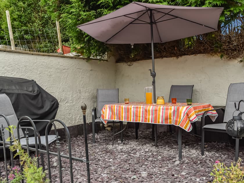 Terrace | Ty Tarth, Talysarn, near Caernarfon