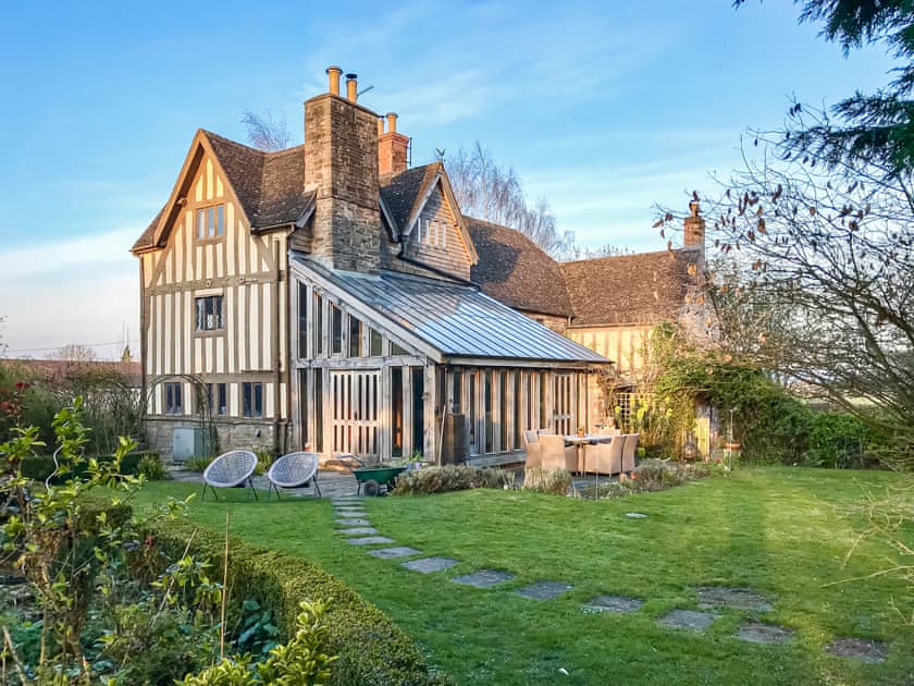 Exterior | The West Wing at The Manor House - White Birch Manor Getaways, Awre, near Westbury-on-Severn