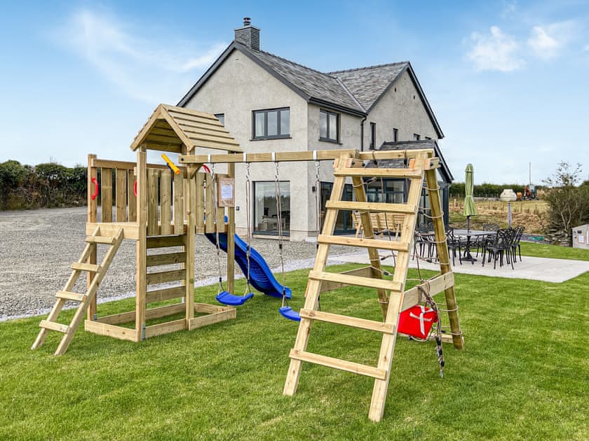 Garden | Rhandir Hen, Aberystwyth