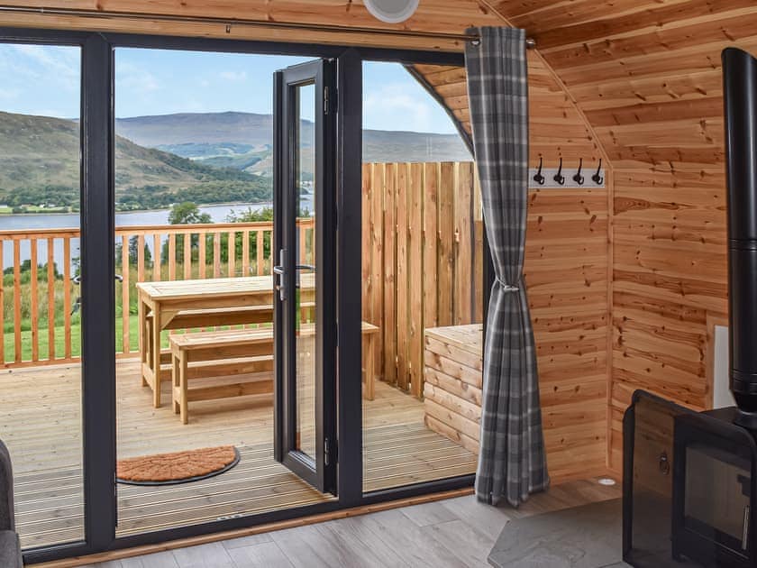 Open plan living space | Black Grouse - Dalaraban Luxury Pods, Fort William
