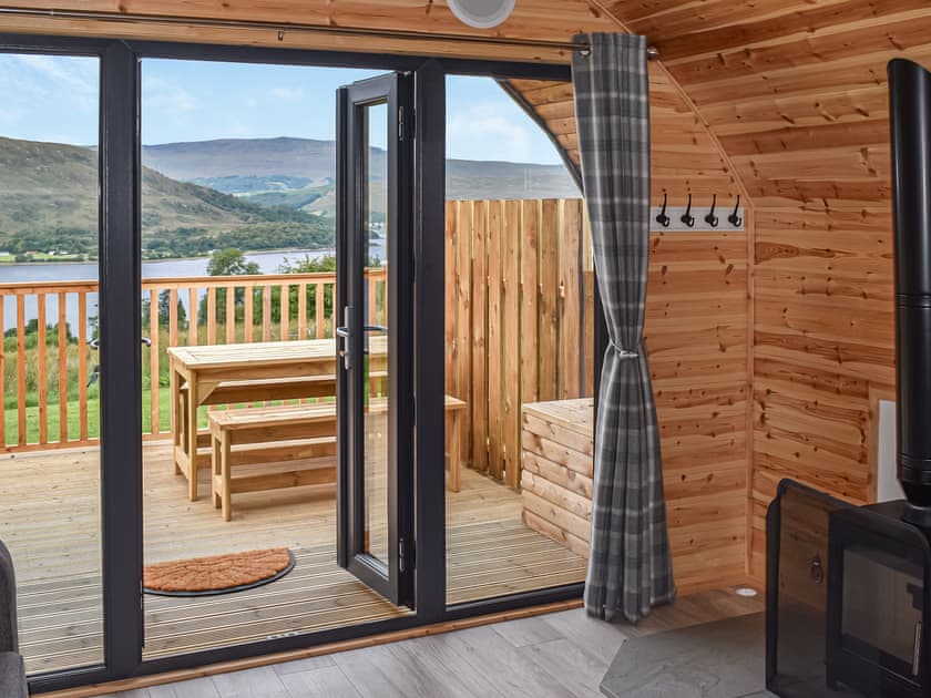 Open plan living space | Cheviot - Dalaraban Luxury Pods, Fort William