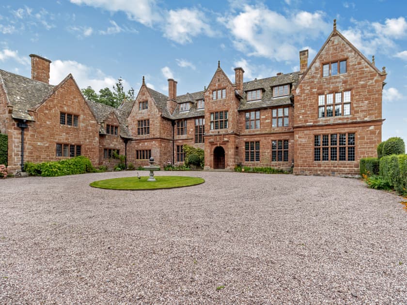 Marton Hall in Baschurch Hoseasons