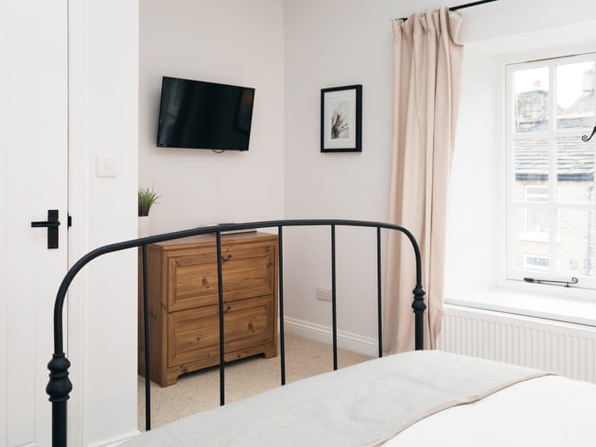 Double bedroom | Basin House - Basin Retreats, Whaley Bridge