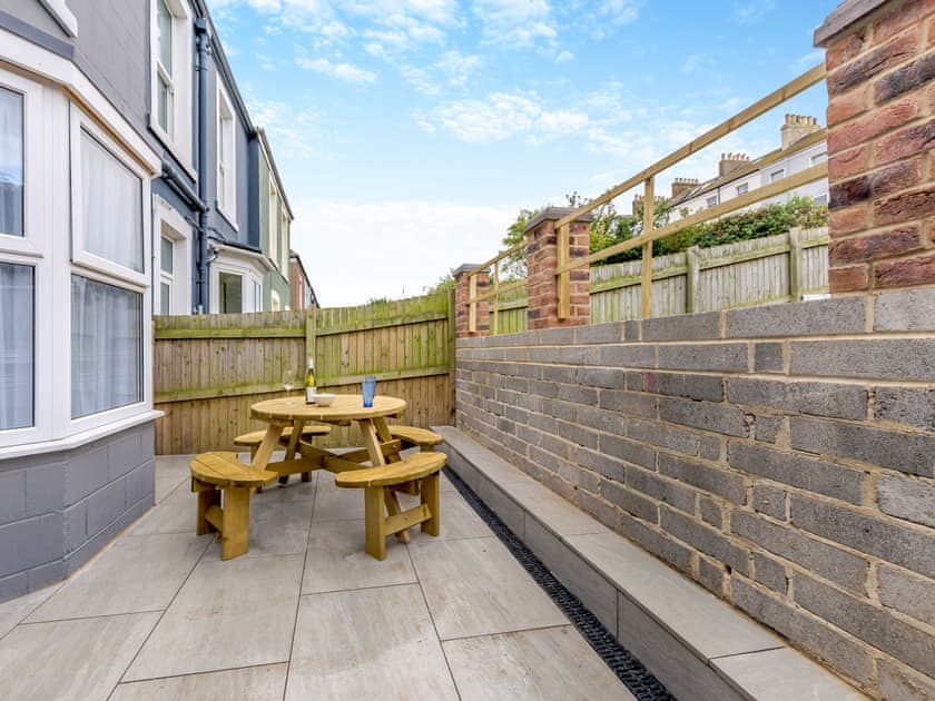 Cleveland Terrace stays Cleveland House in Whitby