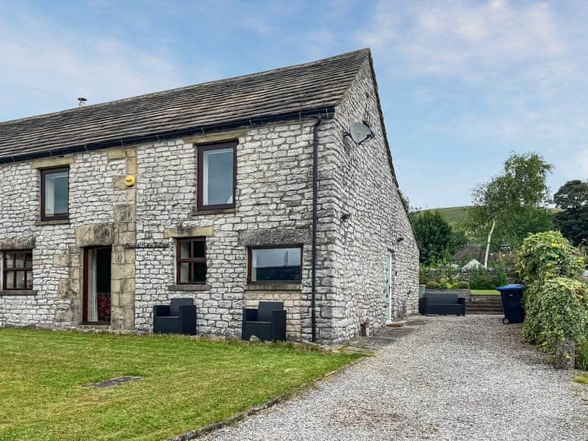 Exterior | Meadow Barn Cottage, Chelmorton, near Buxton