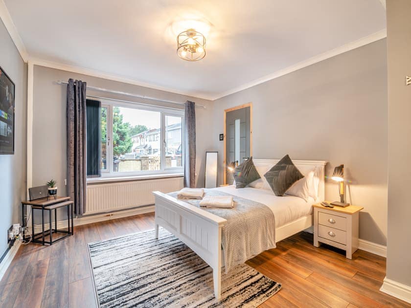 Double bedroom | Crynant Countryside Retreat, Crynant, near Neath