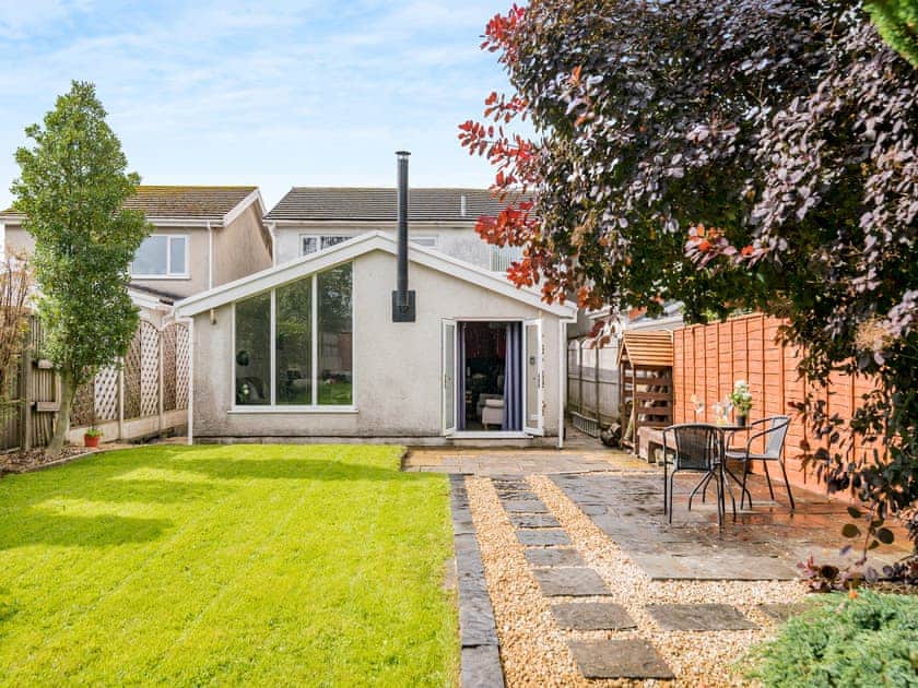 Garden | Crynant Countryside Retreat, Crynant, near Neath