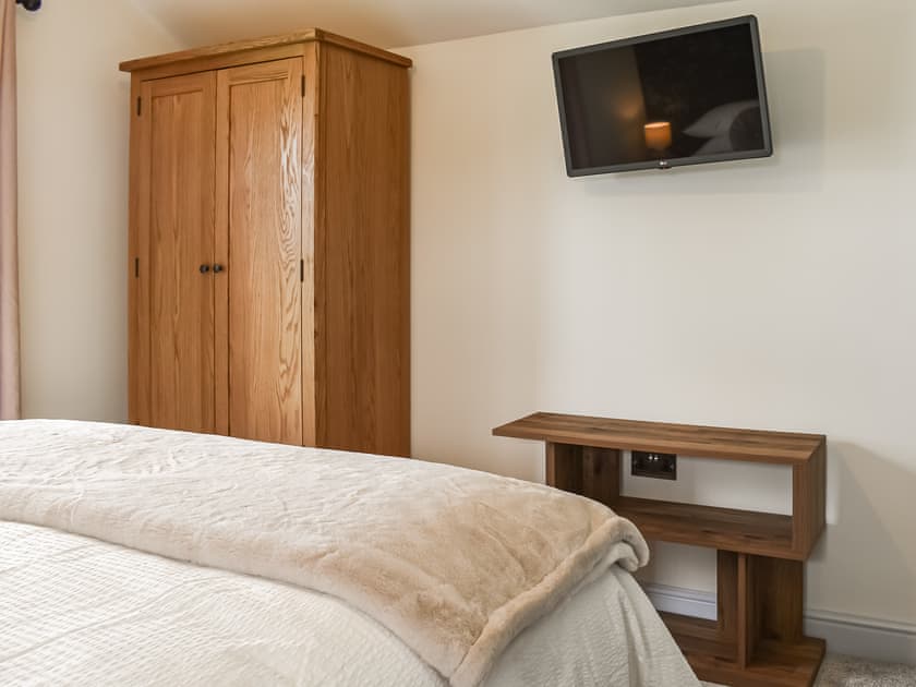 Double bedroom | Swiss Cottage, Lancaster