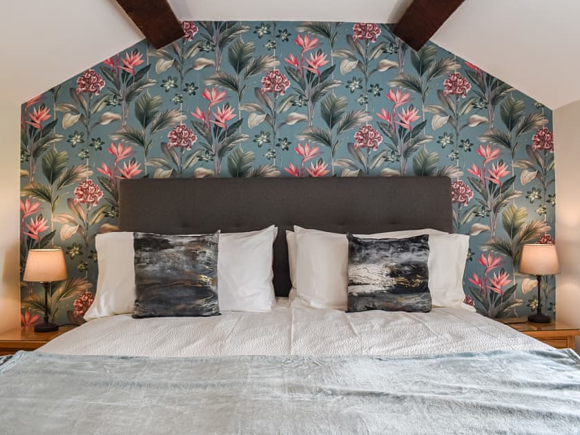Double bedroom | Swiss Cottage, Lancaster