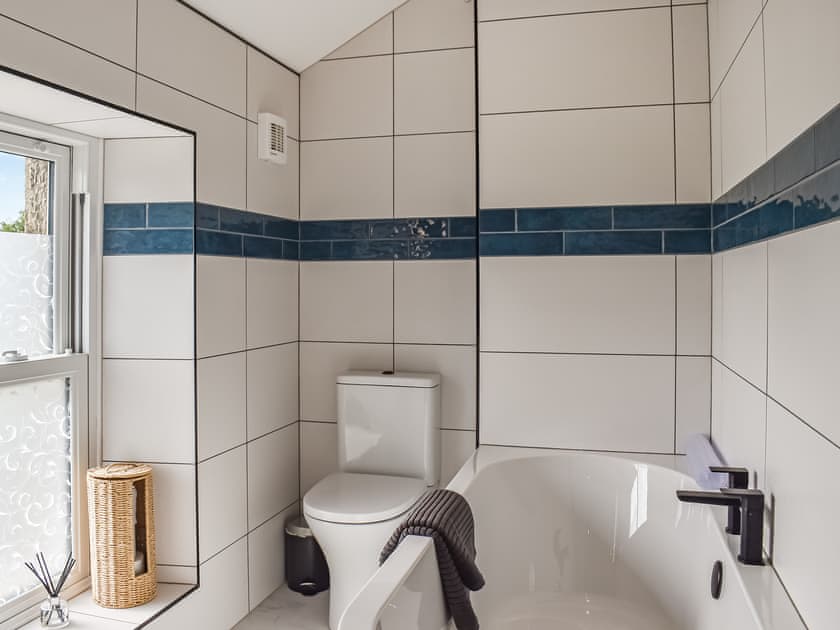 Bathroom | Swiss Cottage, Lancaster