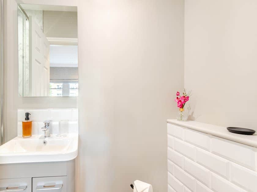 Bathroom | The Chambers, Richmond