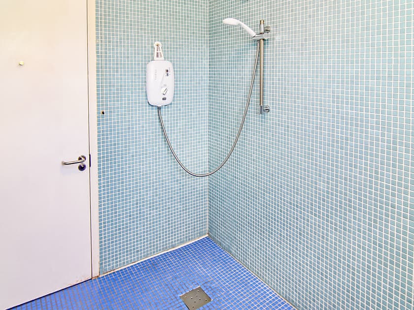 Wet room | Bath Cottage, Cearnarfon