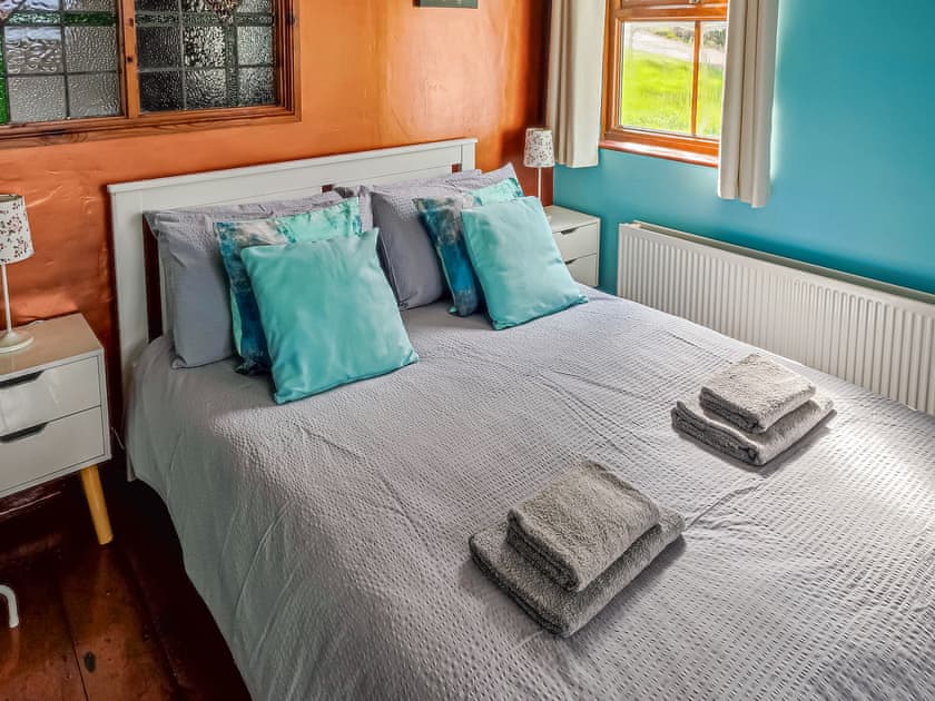 Double bedroom | Ceiliog Bach, Llangennith, near Swansea