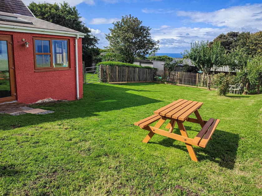 Garden | Ceiliog Bach, Llangennith, near Swansea