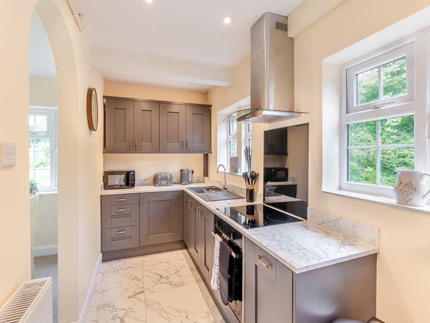 Kitchen | Strawberry Field - Norwood Park, All Nottinghamshire