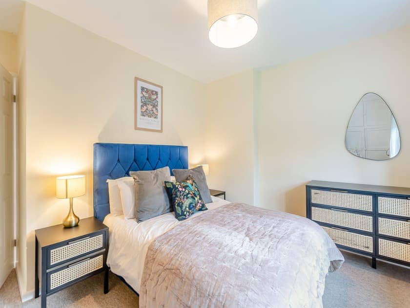 Double bedroom | Strawberry Field - Norwood Park, All Nottinghamshire