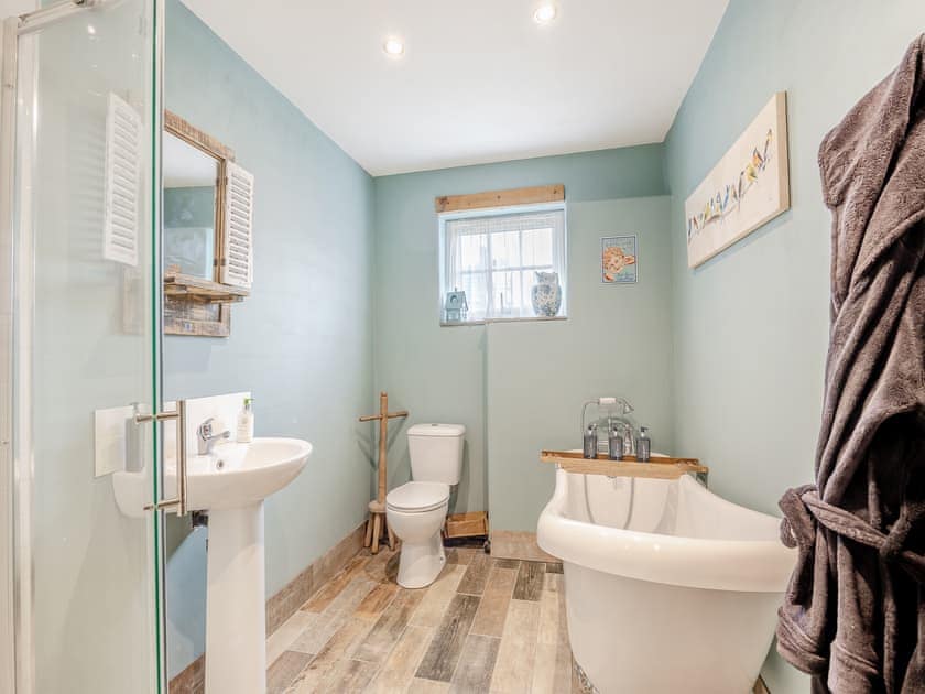 Bathroom | The Old Stables, Sloothby