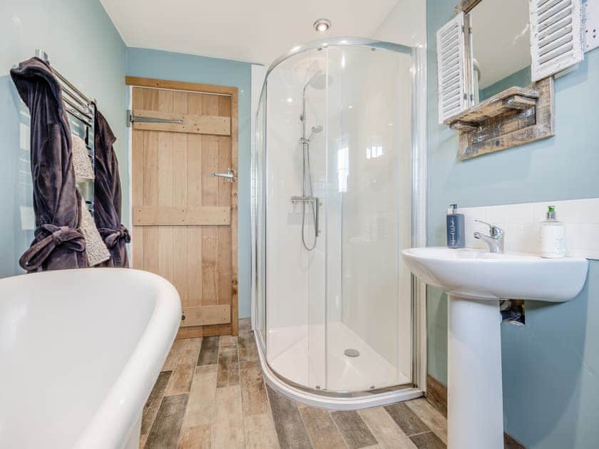 Bathroom | The Old Stables, Sloothby