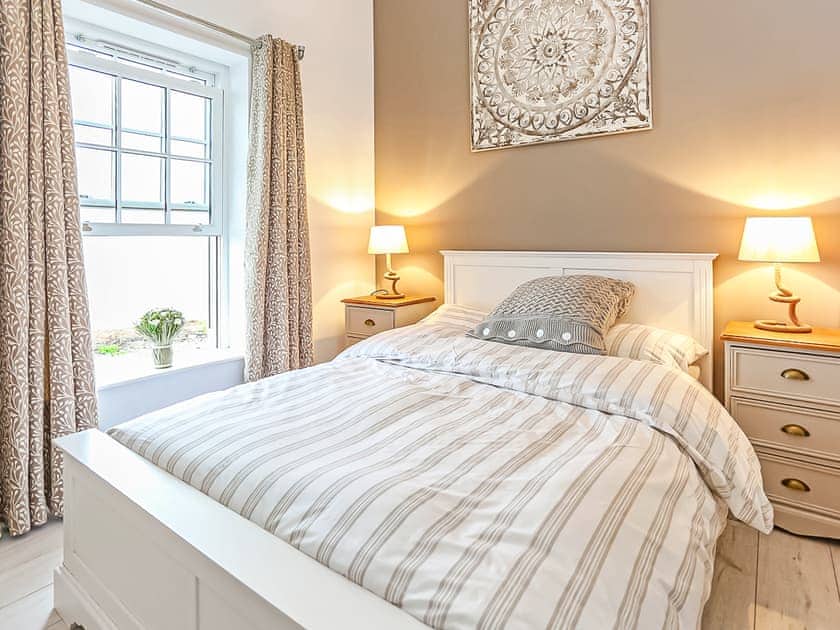 Double bedroom | Captains Beach House, Aberdesach
