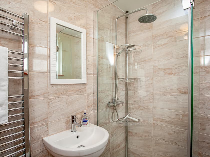 Bathroom | Trelawney Cottage, St Austell