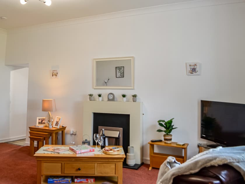 Living room | Muirston Farmhouse - Farmhouse Holidays, Cumnock
