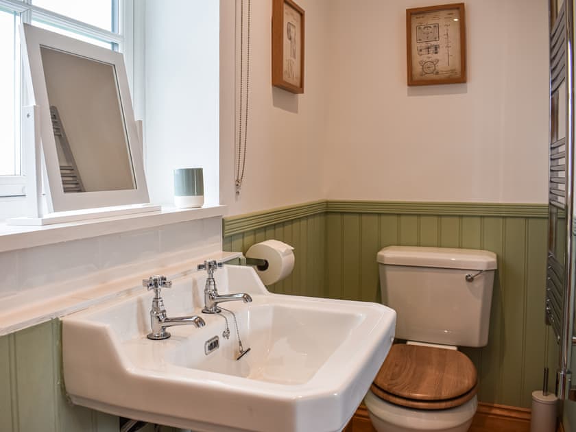 En-suite | The Old Workshop, Keswick