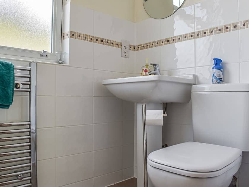 Bathroom | Moby House, Downderry