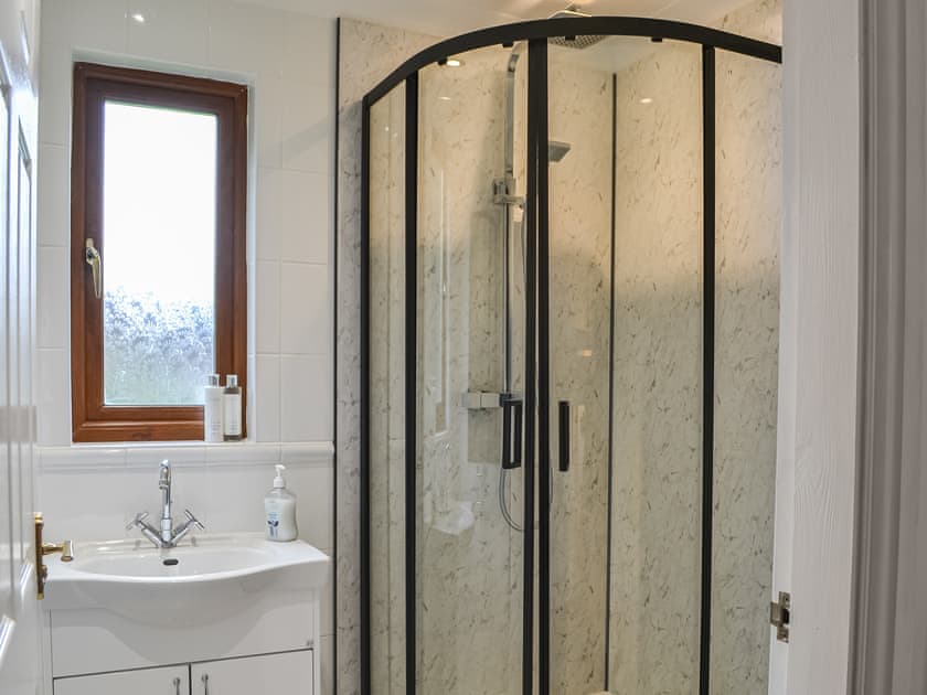 Bathroom | Folly Lodge, Bridlington